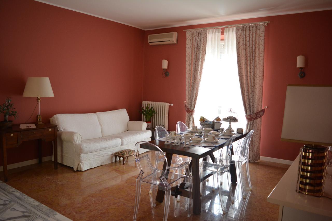 Allaportaccanto Bed & Breakfast Bed and Breakfast Cassino Buitenkant foto